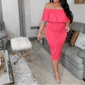 NWT Off the shoulder top and skirt